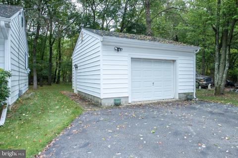 654 Mount Laurel Rd, Mount Laurel, NJ 08054 photo 8