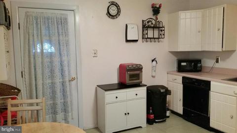 633 Laurel, Beverly, NJ 08010 photo 9