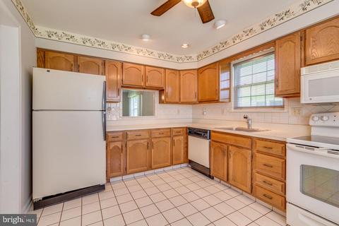 62 Falmouth Dr, Mount Laurel, NJ 08054 photo 15