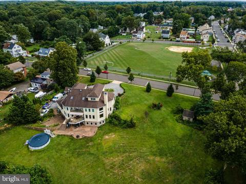 203 Front St, Fieldsboro, NJ 08505 photo 17
