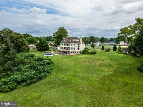 203 Front St, Fieldsboro, NJ 08505 photo 8