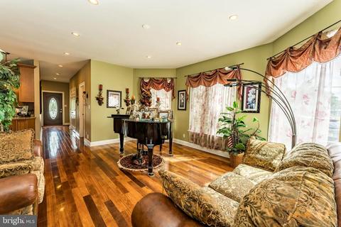 203 Front St, Fieldsboro, NJ 08505 photo 40