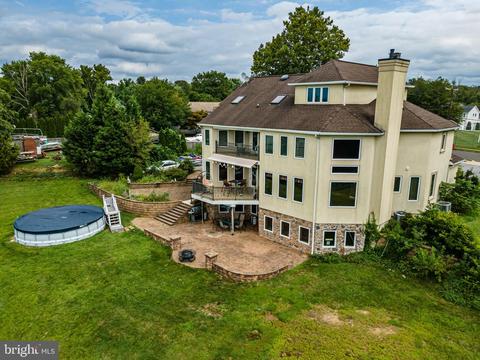 203 Front St, Fieldsboro, NJ 08505 photo 13