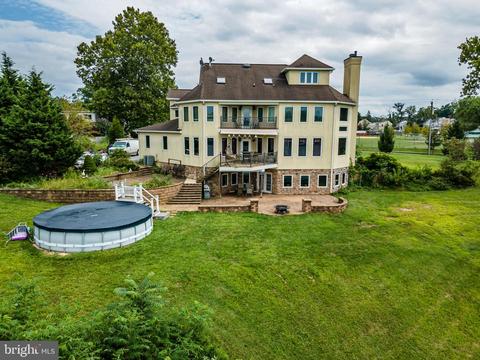 203 Front St, Fieldsboro, NJ 08505 photo 11
