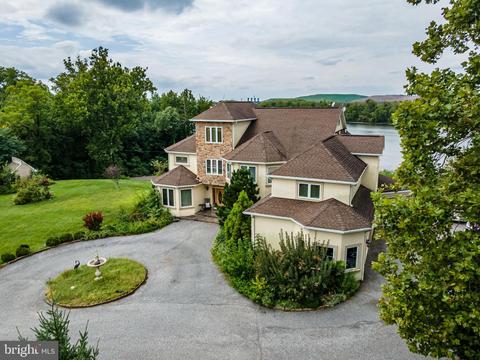 203 Front St, Fieldsboro, NJ 08505 photo 3