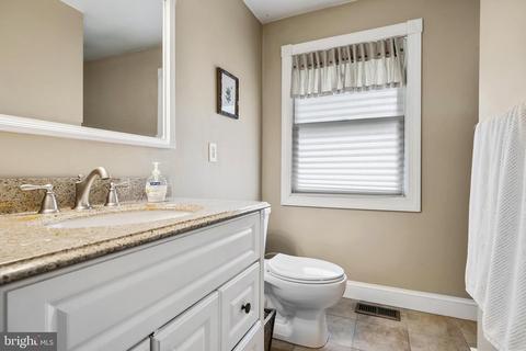 150 Fox Chase Dr, Delran, NJ 08075 photo 18