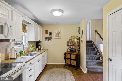 150 Fox Chase Dr, Delran, NJ 08075 photo 11