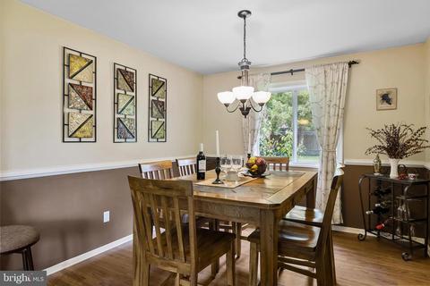 150 Fox Chase Dr, Delran, NJ 08075 photo 8