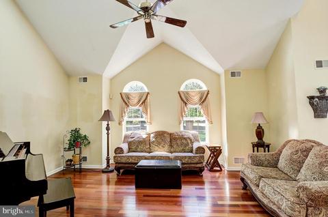258 Warren Dr, Wrightstown, NJ 08562 photo 10