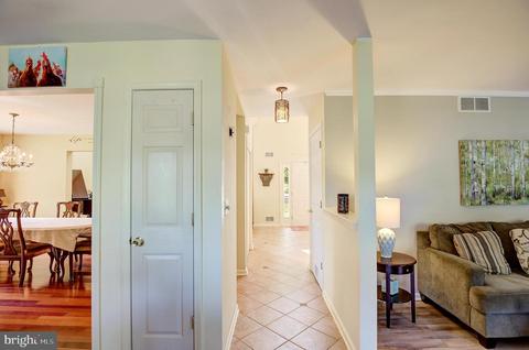 258 Warren Dr, Wrightstown, NJ 08562 photo 18