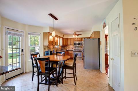 258 Warren Dr, Wrightstown, NJ 08562 photo 17