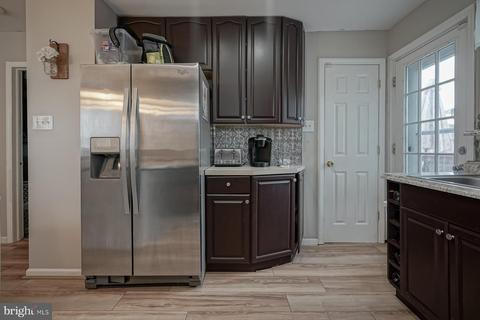111 S Cedar Ave, Maple Shade, NJ 08052 photo 16