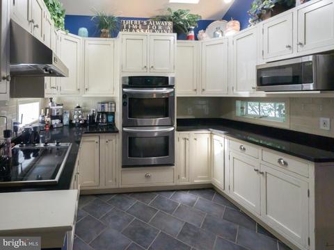 19 Clay St, Delran, NJ 08075 photo 38