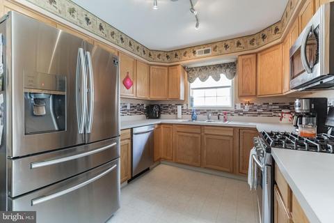 204 Progress St, Riverside, NJ 08075 photo 9