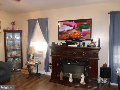 627 Hickory St, Delanco, NJ 08075 photo 4