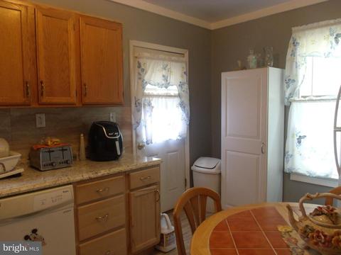 627 Hickory St, Delanco, NJ 08075 photo 11