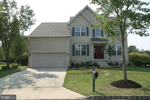 36 Kyle Ct, Mount Laurel, NJ 08054 photo 2
