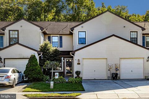 35 E Oleander Dr, Mount Laurel, NJ 08054 photo 4