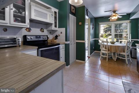 35 E Oleander Dr, Mount Laurel, NJ 08054 photo 10