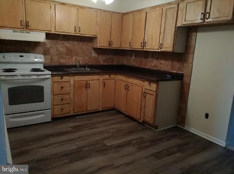 50 N Fellowship Rd #602, Maple Shade, NJ 08052 photo 3
