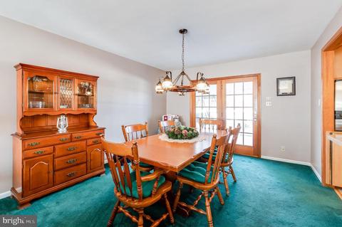 2806 Hunterdon Dr, Cinnaminson, NJ 08077 photo 9