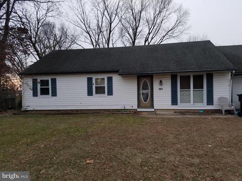 201 Dickens Dr, Delran, NJ 08075 photo 1