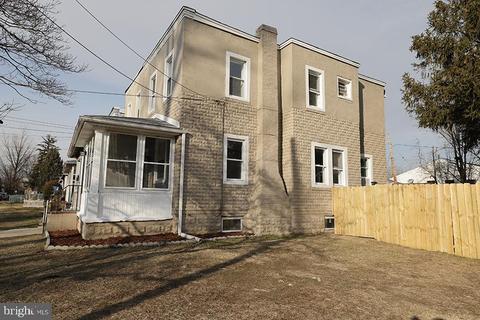 666 Manor Rd, Beverly, NJ 08010 photo 2