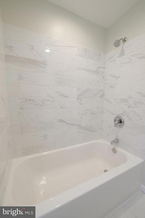 666 Manor Rd, Beverly, NJ 08010 photo 18