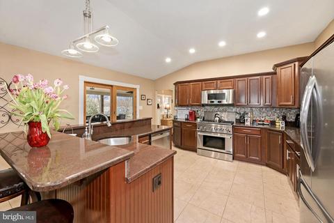 35 Conrow Rd, Delran, NJ 08075 photo 14