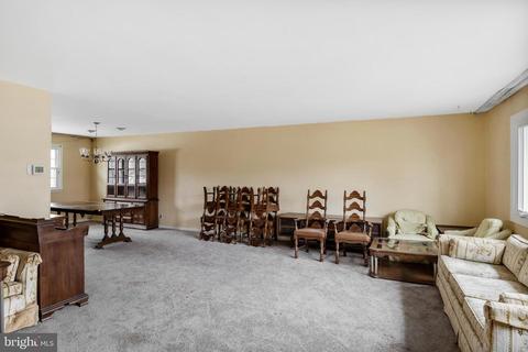 408 Cooper Ct, Cinnaminson, NJ 08077 photo 3