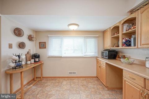 32 Lehigh Dr, Delran, NJ 08075 photo 14