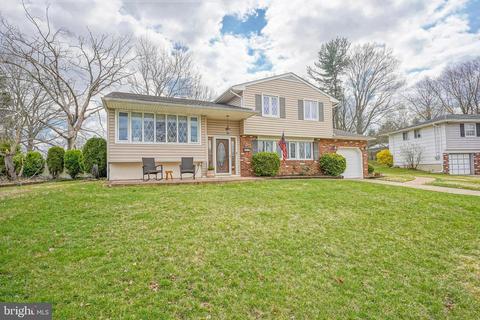 32 Lehigh Dr, Delran, NJ 08075 photo 2