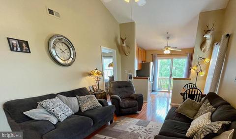 4 Foxglove Dr, Delran, NJ 08075 photo 9