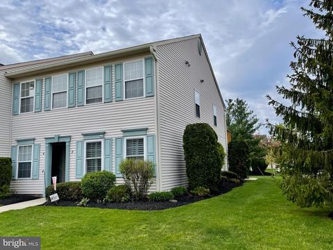 4 Foxglove Dr, Delran, NJ 08075 photo 3
