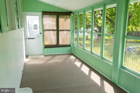 126 E Park Ave, Maple Shade, NJ 08052 photo 3