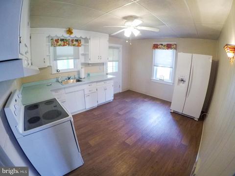 126 E Park Ave, Maple Shade, NJ 08052 photo 5