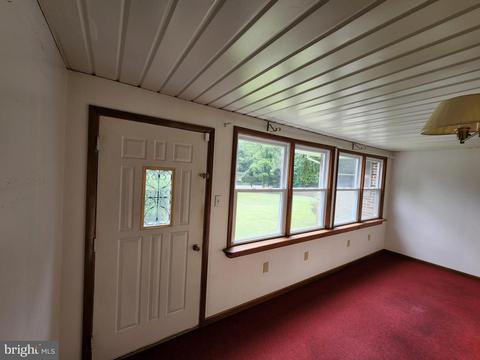 262 Meany Rd, Wrightstown, NJ 08562 photo 2