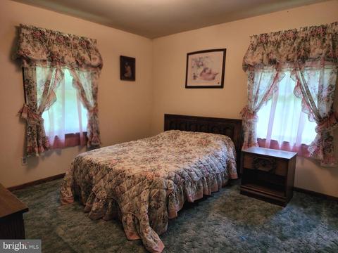 262 Meany Rd, Wrightstown, NJ 08562 photo 8