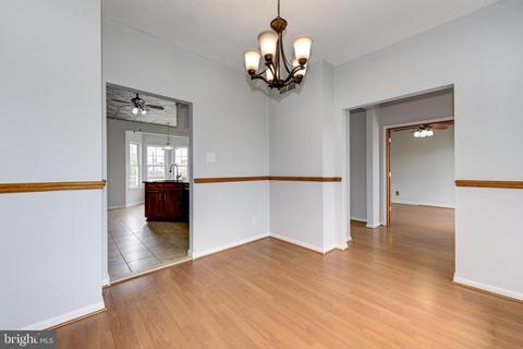 22 S Maple Ave, Maple Shade, NJ 08052 photo 8