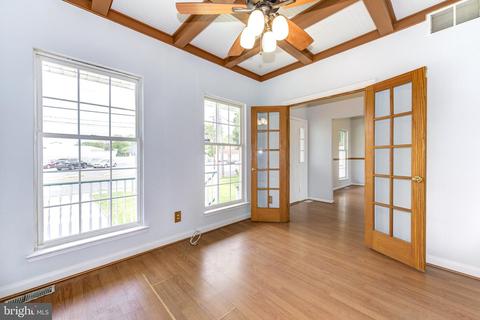 22 S Maple Ave, Maple Shade, NJ 08052 photo 4