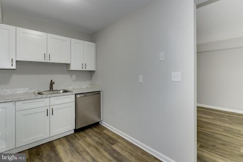 411 N Stiles Ave #E-7, Maple Shade, NJ 08052 photo 14
