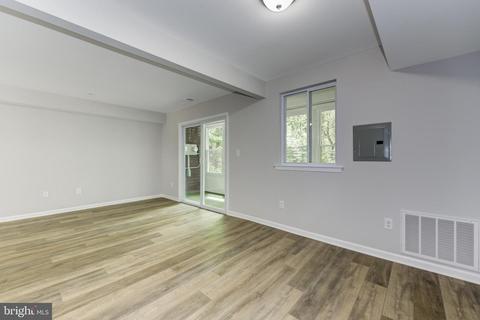411 N Stiles Ave #E-7, Maple Shade, NJ 08052 photo 11