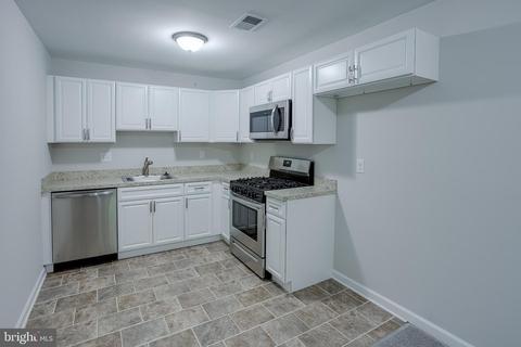 411 E2 Stiles Ave #E-2, Maple Shade, NJ 08052 photo 2
