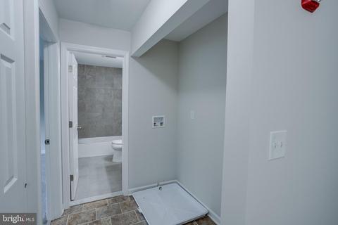 411 E2 Stiles Ave #E-2, Maple Shade, NJ 08052 photo 9