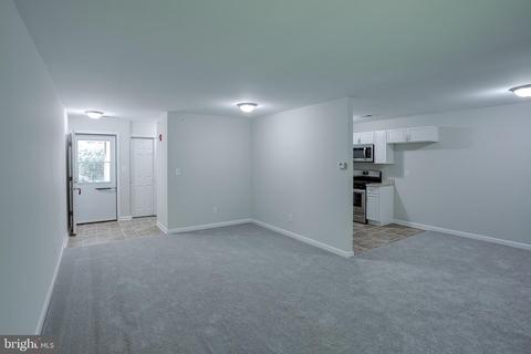411 E2 Stiles Ave #E-2, Maple Shade, NJ 08052 photo 4