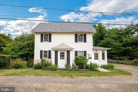 37 E 3rd St, Moorestown, NJ 08057 photo 2