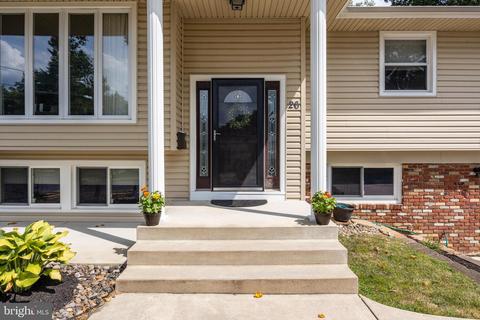 26 Hunter, Delran, NJ 08075 photo 2