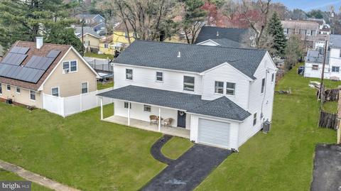31 Berkshire Ln, Willingboro, NJ 08046