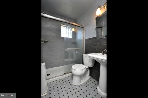 18 River Dr, Riverside, NJ 08075 photo 12