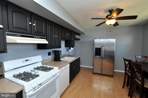 18 River Dr, Riverside, NJ 08075 photo 9
